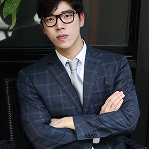 深灰色格子西服定制