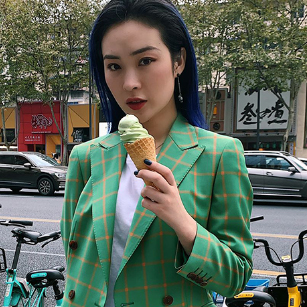 綠色格子女士休閑西服同款定制