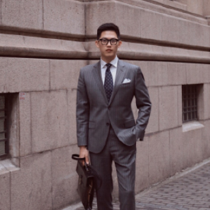 藏藍(lán)色同款西服定制